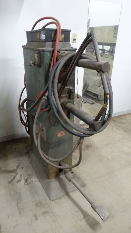 lot 492 image: REX commercial spot welder