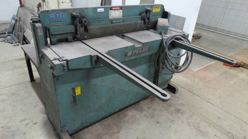 lot 494 image: Wysong commercial metal power shear- Model-H52- 16 Gage capacity- 52 table