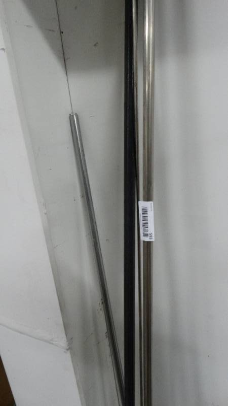 lot 593 image: Solid round metal stock