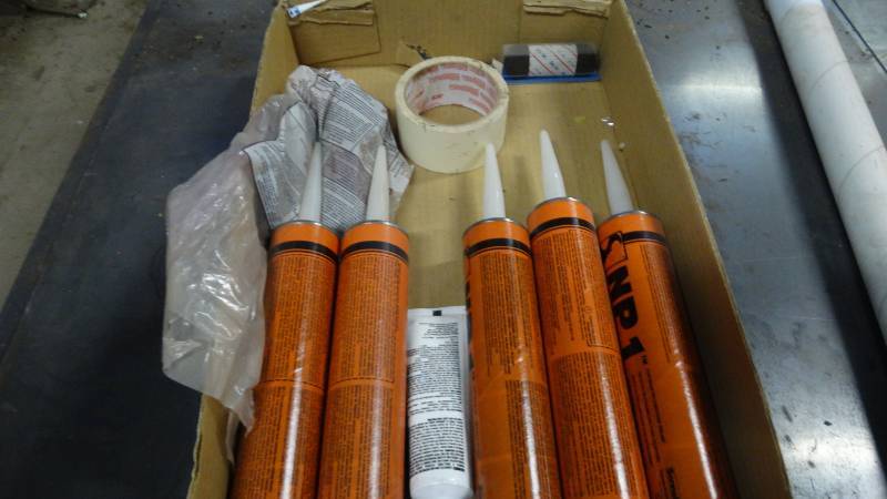 lot 595 image: 5 tubes of NP1
