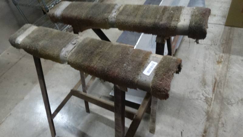 lot 615 image: 2 metal saw horses