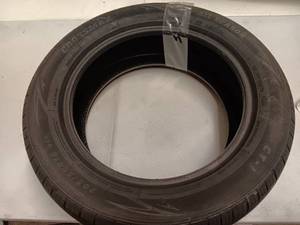 lot 15654 image: Crossmax CT-1 All Season 20555R16 94V XL Driver Tire