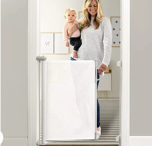 lot 15714 image: Momcozy Baby Gate, Retractable Baby Gate or Dog Gate ��Easy to USE�� for 33 Tall, Extends up to 55 Wide, Baby Gate for Stairs, Doorways, Hallways, Indoor, Outdoor