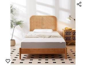 lot 15473 image: Amazon Basics Memory Foam Mattress, SIZE UNKNOWN