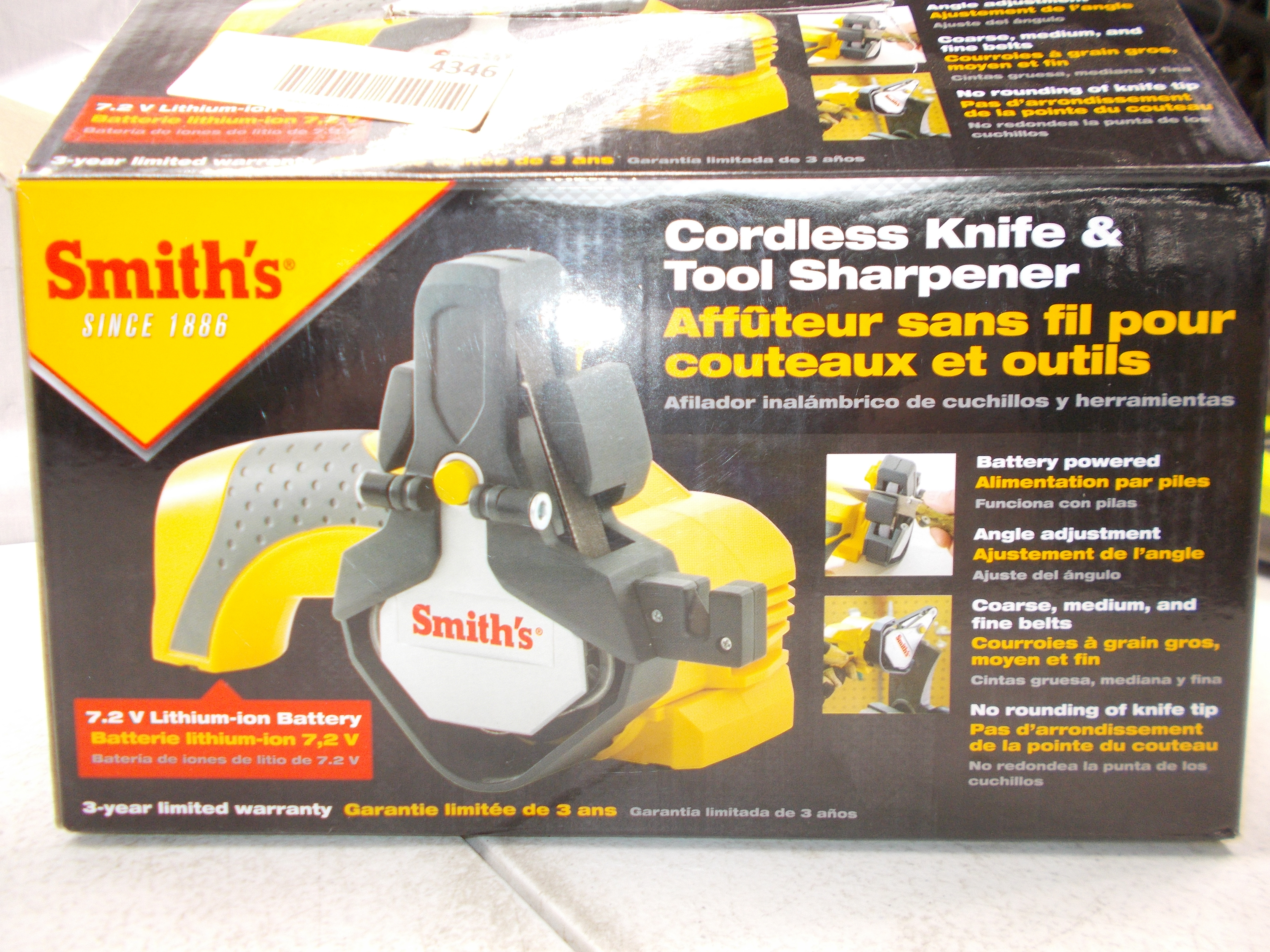 lot 4346 image: smiths knife sharpener