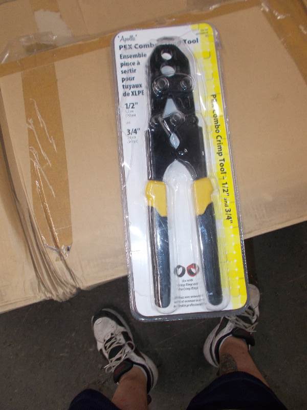 lot 4351 image: appollo pex combo crimp tool