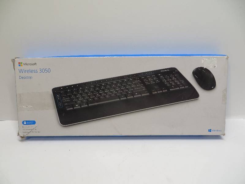 lot 1067 image: Microsoft wireless keyboard 3050 (missing mice)