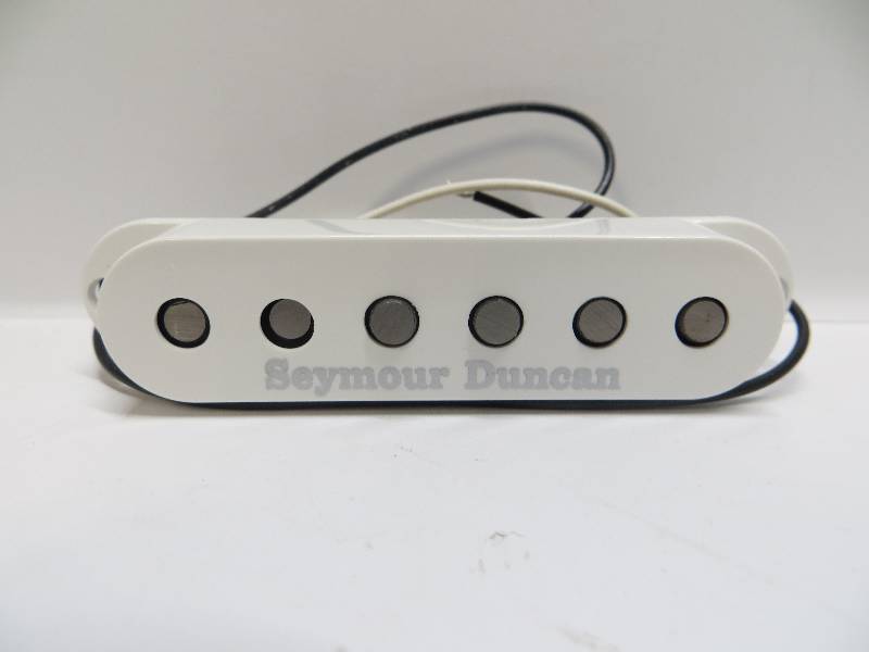 lot 1111 image: Seymour duncan proshop custom for strat SSL-5