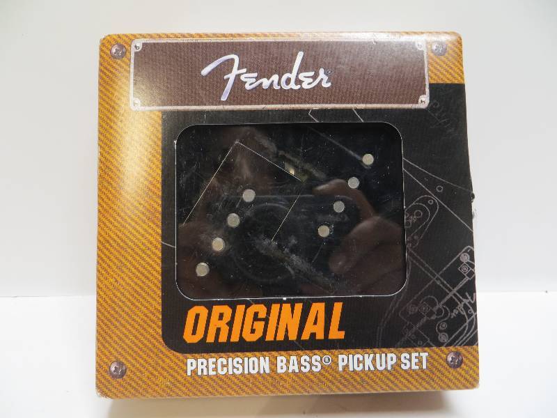 lot 1116 image: Fender original 1962 P bass pickup