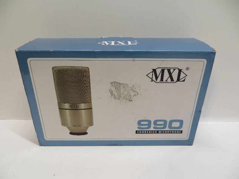lot 1132 image: MXL 990 condenser microphone