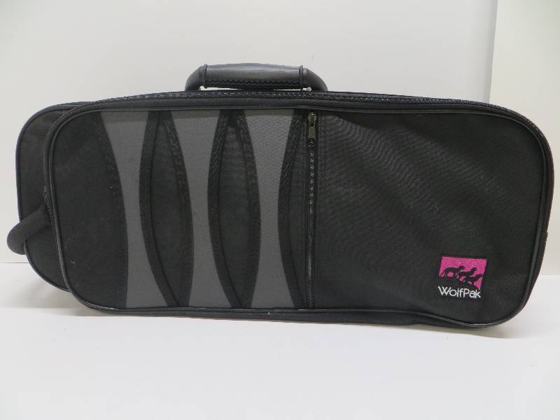 lot 1172 image: Wolf pack trumpet case