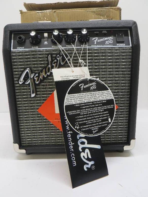 lot 1179 image: Fender guitar amp 10G