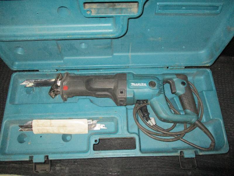 lot 229 image: Makita Sawblade JR3050T