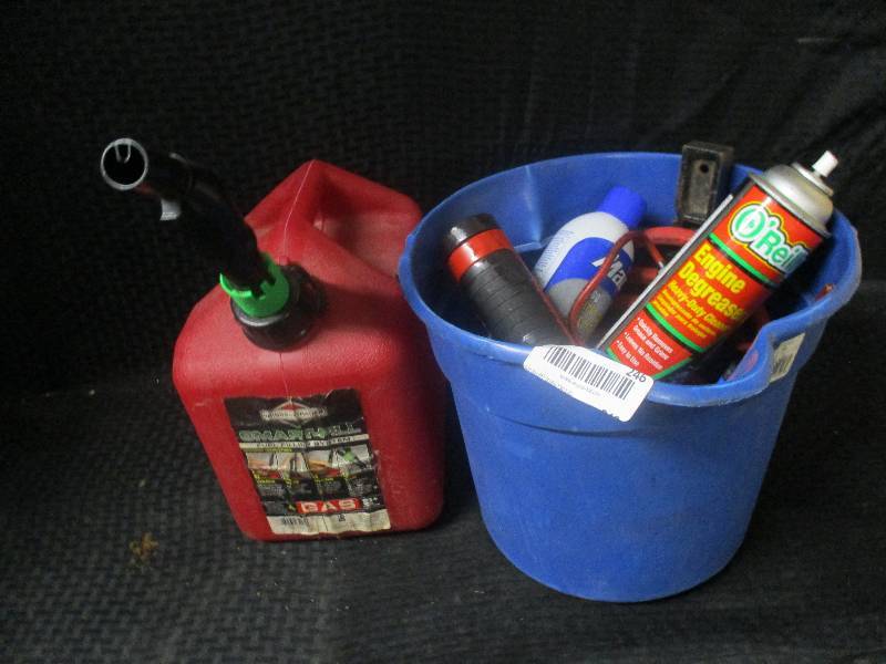 lot 246 image: Lot of Random Items