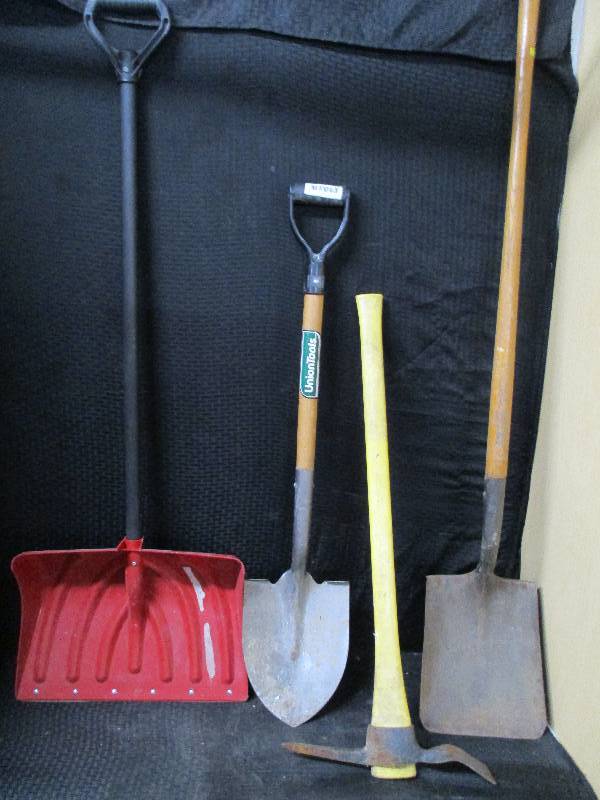 lot 278 image: Lot of Outdoor Tools