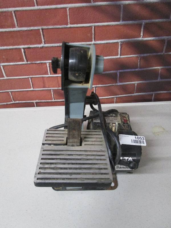 lot 1053 image: Delta 1in Belt Sander
