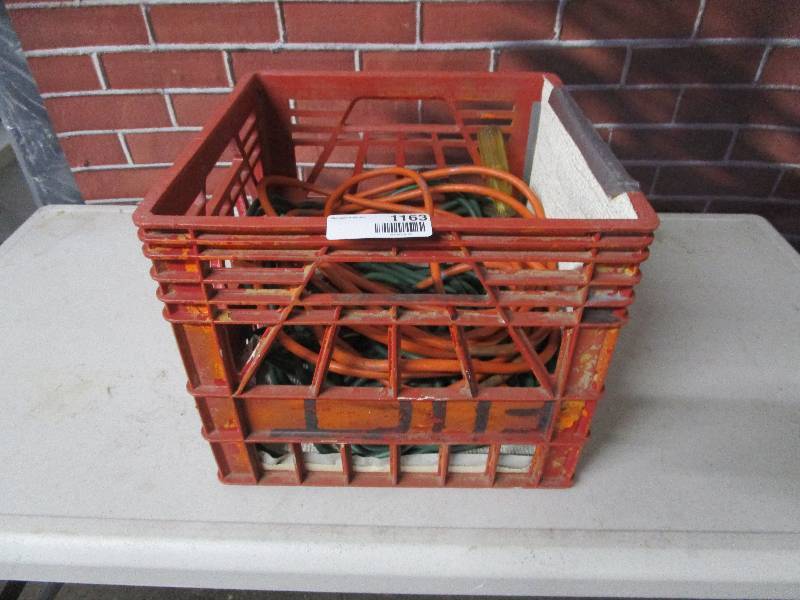 lot 1163 image: Lot of Extension Cords