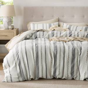lot 1689 image: Bedsure Waffle Weave Duvet Cover King - 100% Cotton Boho Duvet Cover with 2 Pillowcases - Cream White Textured Comforter Cover with Zipper Closure (King, 104x90) - Retail $88.35