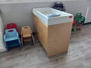 lot 5337 image: Childrens Room Furniture Lot