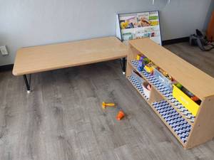 lot 5359 image: Childrens Furniture And Toy Lot
