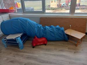 lot 5370 image: Various Childrens Room Pieces