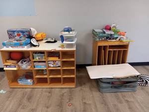 lot 5375 image: Lot Of Childrens Room Furniture