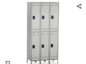 lot 19091 image: Safco Products Double Tier Locker, 3 Column, Gray - Back legs bent