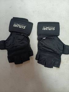 lot 20104 image: SIMARI Weight Lifting Workout Gloves with Wrist Wraps Support for Men Women Breathable Full Palm Protection Gloves for Gym, Fitness, Lifting, Weightlifting, Exercise