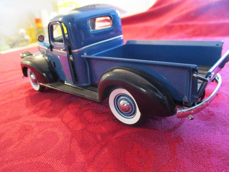 lot 2038 image: The Danbury Mint 1941 Chevy Pickup