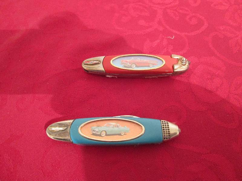 lot 1020 image: Pair of Pocket Knifes