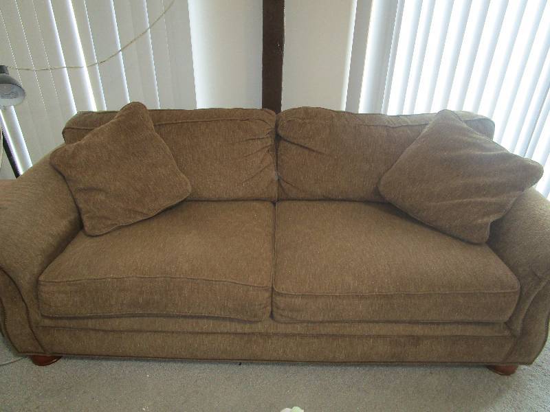 lot 2028 image: LazBoy Couch
