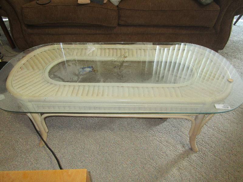lot 2029 image: Wicker Coffee Table with Glass Top