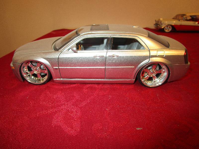 lot 1037 image: Dub City Crysler 300 Diecast