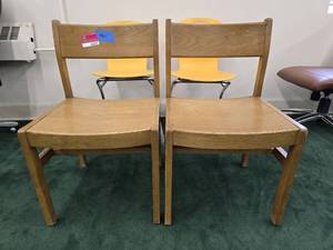 lot 48802 image: Set Of Solid Wood Chairs