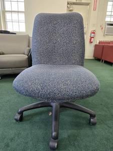 lot 48826 image: Office Chair W Blue Design