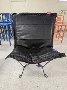 lot 25274 image: Black Accent Chair