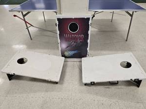 lot 25277 image: Corn Hole Game