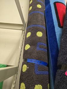 lot 25293 image: 9.10ft X 8ft Space Rug