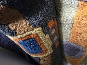 lot 25295 image: 9.10ft X 8ft Robot Rug