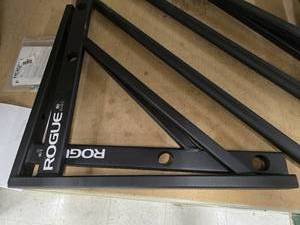 lot 25301 image: Rogue P-3 Pull Up Bar
