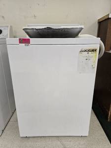 lot 25321 image: Speed Queen Commercial Heavy Duty Washer