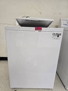 lot 25322 image: Speed Queen Commercial Heavy Duty Washer