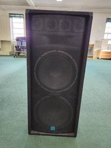 lot 48704 image: Gemini Floor Speaker Model GSM-3250