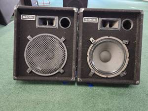 lot 48706 image: (2) Sonic Floor Speakers