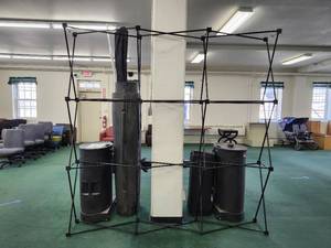 lot 48716 image: 8ft Marketing Banner Holder With Cases