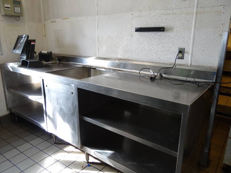lot 2566 image: 106x31x36 Fully Stainless Storage