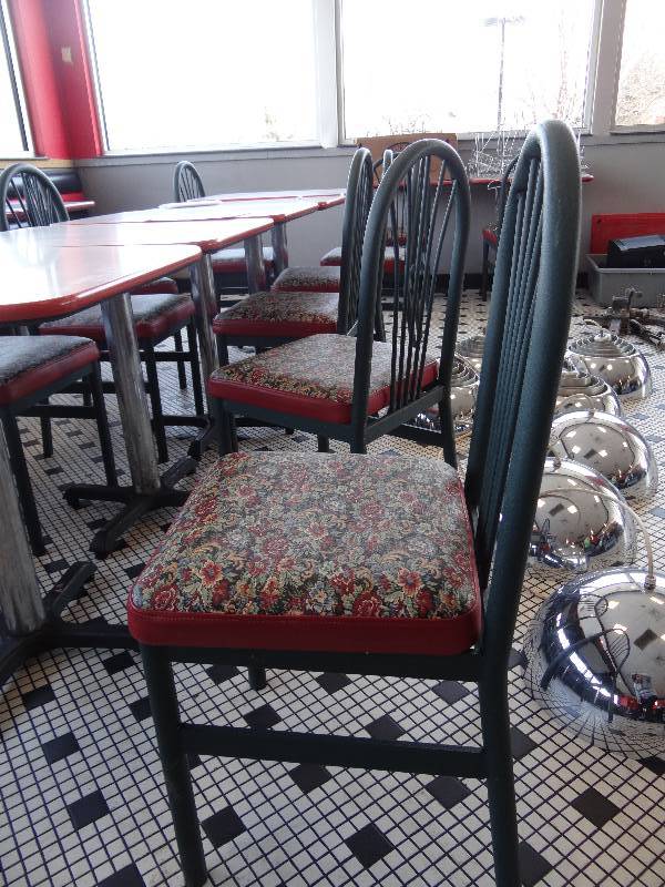 lot 2580 image: (12) Metal Framed Vinyl Padded Chairs