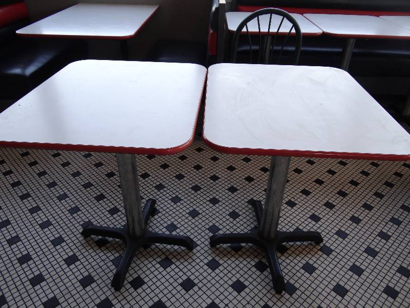 lot 2579 image: (5) 30x24 Laminate Wood Top Single Metal Base Table