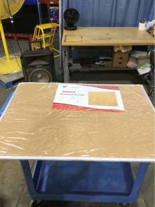 lot 2324 image: Viz-Pro 36in x 48in Cork Message Board