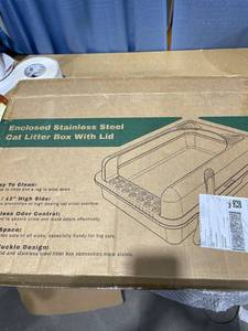 lot 2370 image: Enclosed Stainless Cat Litter Box with Lid